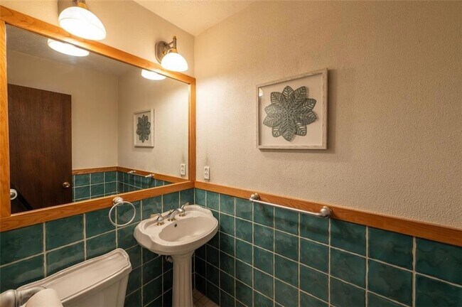 Building Photo - 3787 Etna Dr