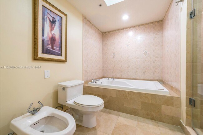 Building Photo - 1500 Ocean Dr