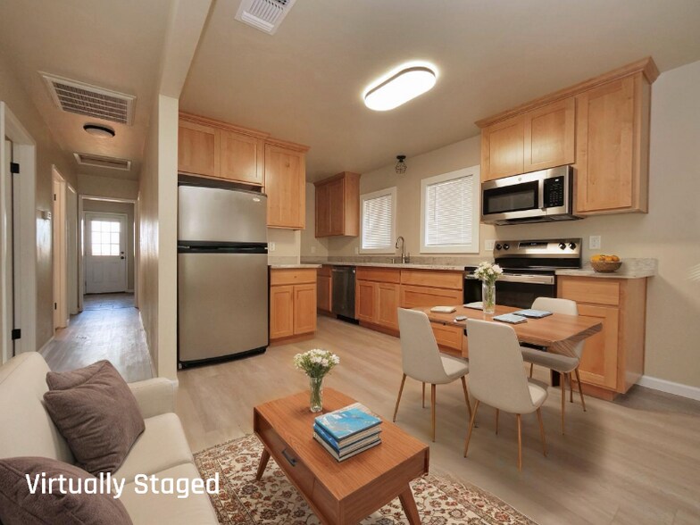 Building Photo - 308 6th St