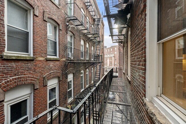 Building Photo - 88 Prince St