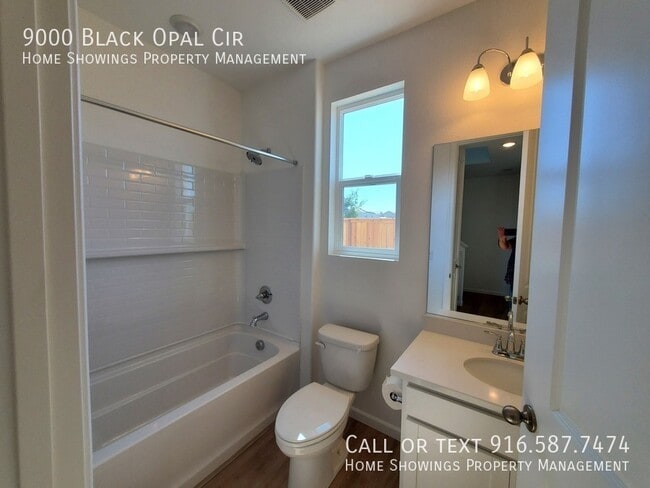 Building Photo - 9000 Black Opal Cir