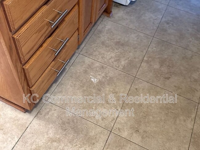 Building Photo - 11508 E 51 St S