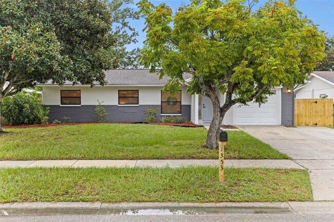 Building Photo - 1353 Wildwood Ct