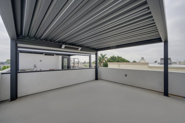 Building Photo - 4422 Riley Dr