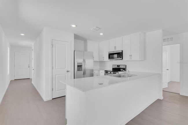 Building Photo - 5540 Sapote Ct