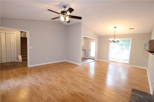 Building Photo - 3946 Blake Ct