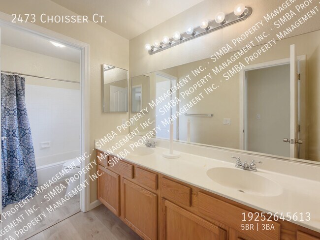 Building Photo - 2473 Choisser Ct