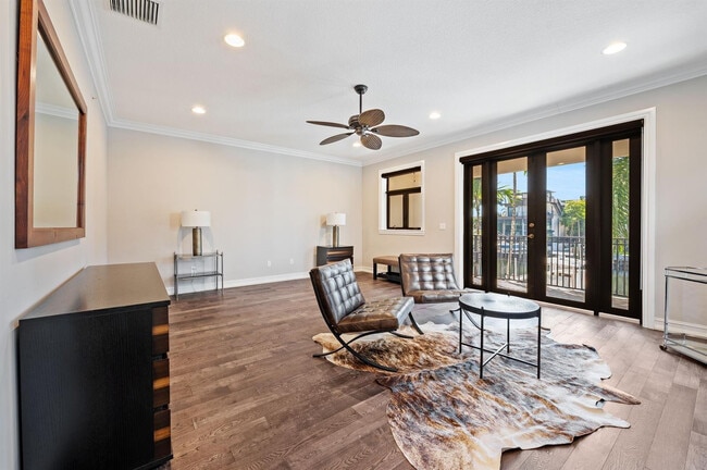 Building Photo - 95 Isle of Venice Dr