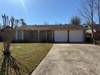Building Photo - 7615 Mosewood St