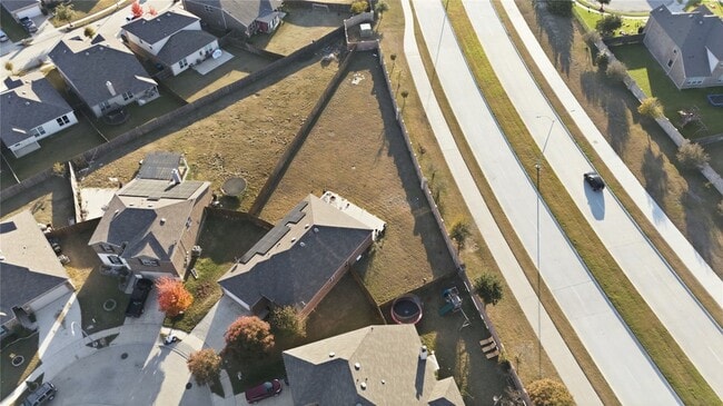 Building Photo - 8101 Kurgan Trail