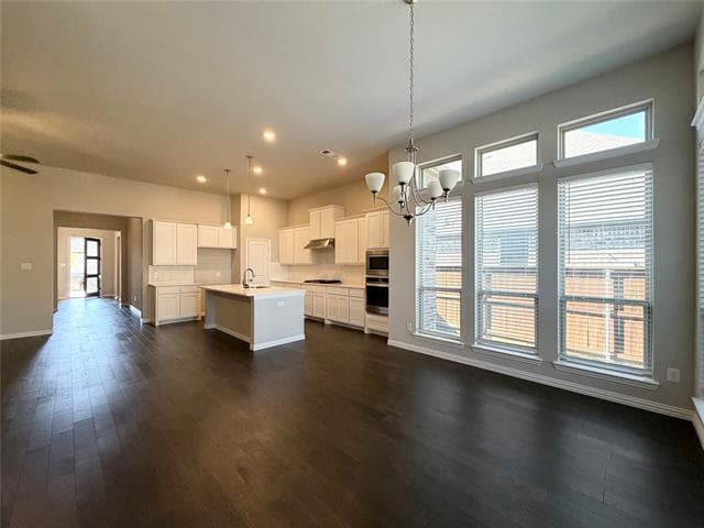 Building Photo - 12270 Lost Valley Dr