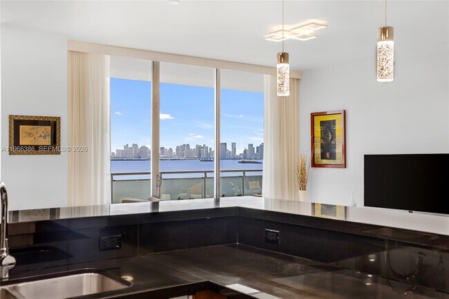 Building Photo - 7901 Hispanola Ave