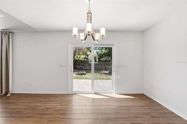 Building Photo - 7326 Wethersfield Dr