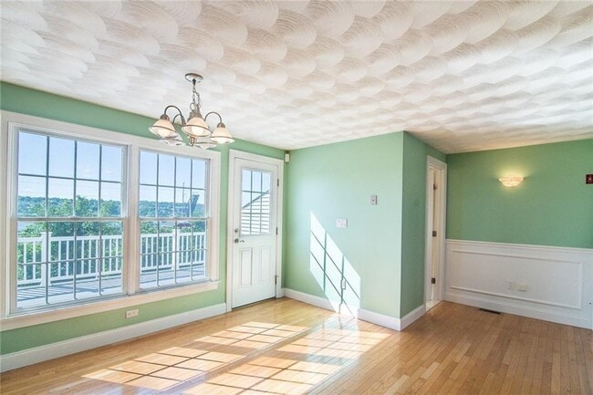 Building Photo - 86 S Brow St