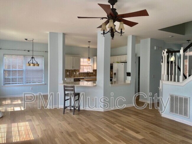 Building Photo - 5620 Traceside Dr