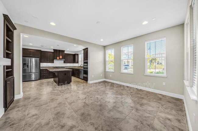 Building Photo - 3008 Lighthouse Ln