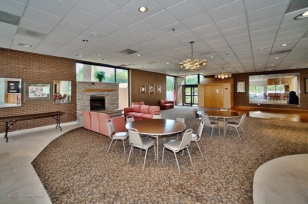 Building Photo - 6340 Americana Dr
