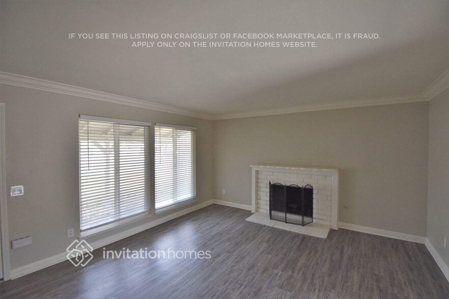 Building Photo - 2895 Myers St