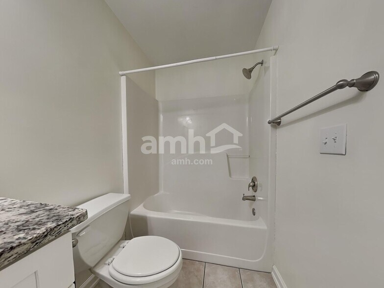 Building Photo - 791 Gardenside Cir SE