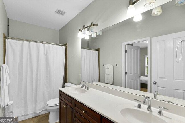 Building Photo - 2635 Colgan Ct SE