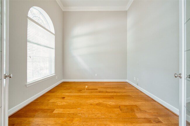 Building Photo - 5619 Riverstone Crossing Dr