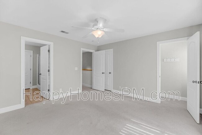 Building Photo - 2932 Sugarberry Ln