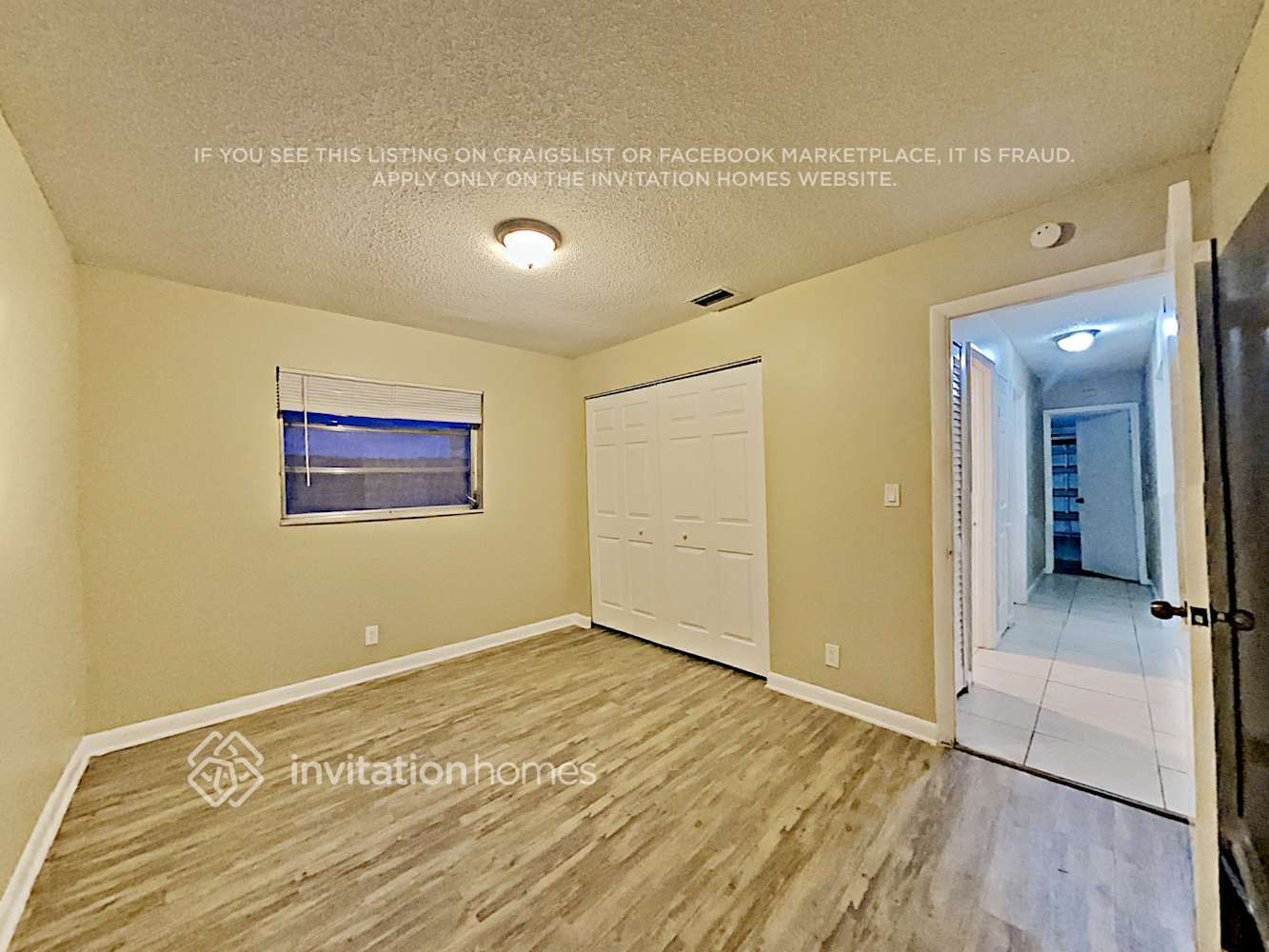 Building Photo - 9350 NW 35th Manor