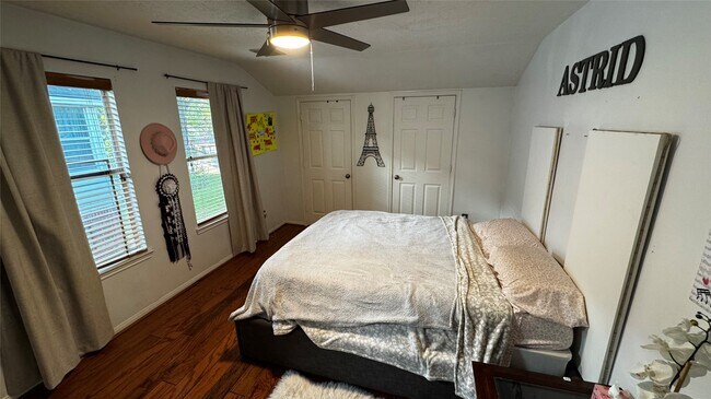 Building Photo - 14506 Wadlington Dr