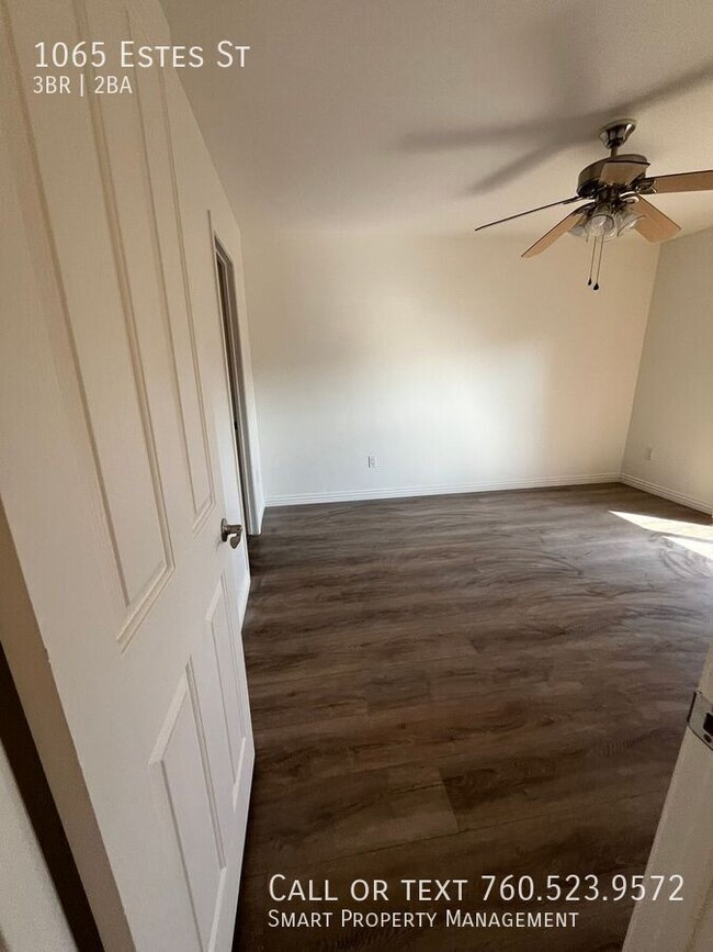 Building Photo - 1065 Estes St