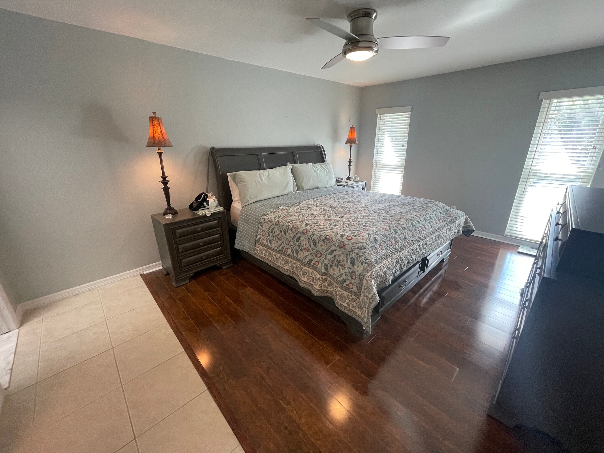 Huge primary bedroom w/ private bath - 218 Dogwood Cir