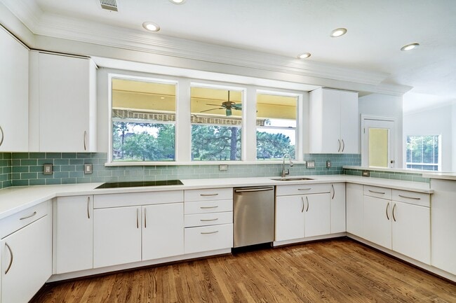 Building Photo - 13419 Amber Queen Ln