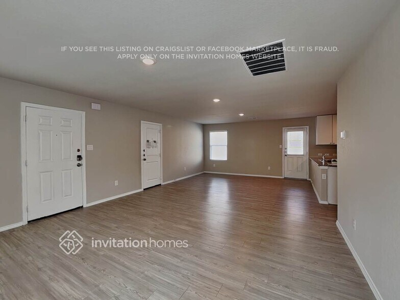 Building Photo - 3246 Carducci Dr