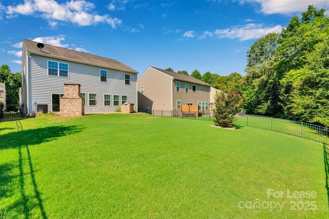 Building Photo - 3024 Kirkwall Ln