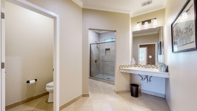 Building Photo - Experience true Wine Country Luxury living...