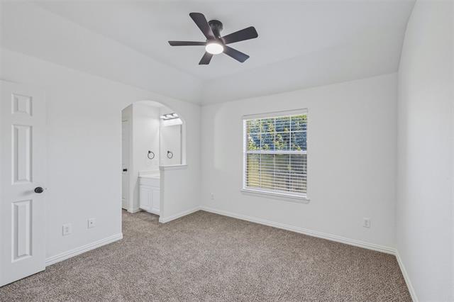 Building Photo - 1706 Clear Springs Dr