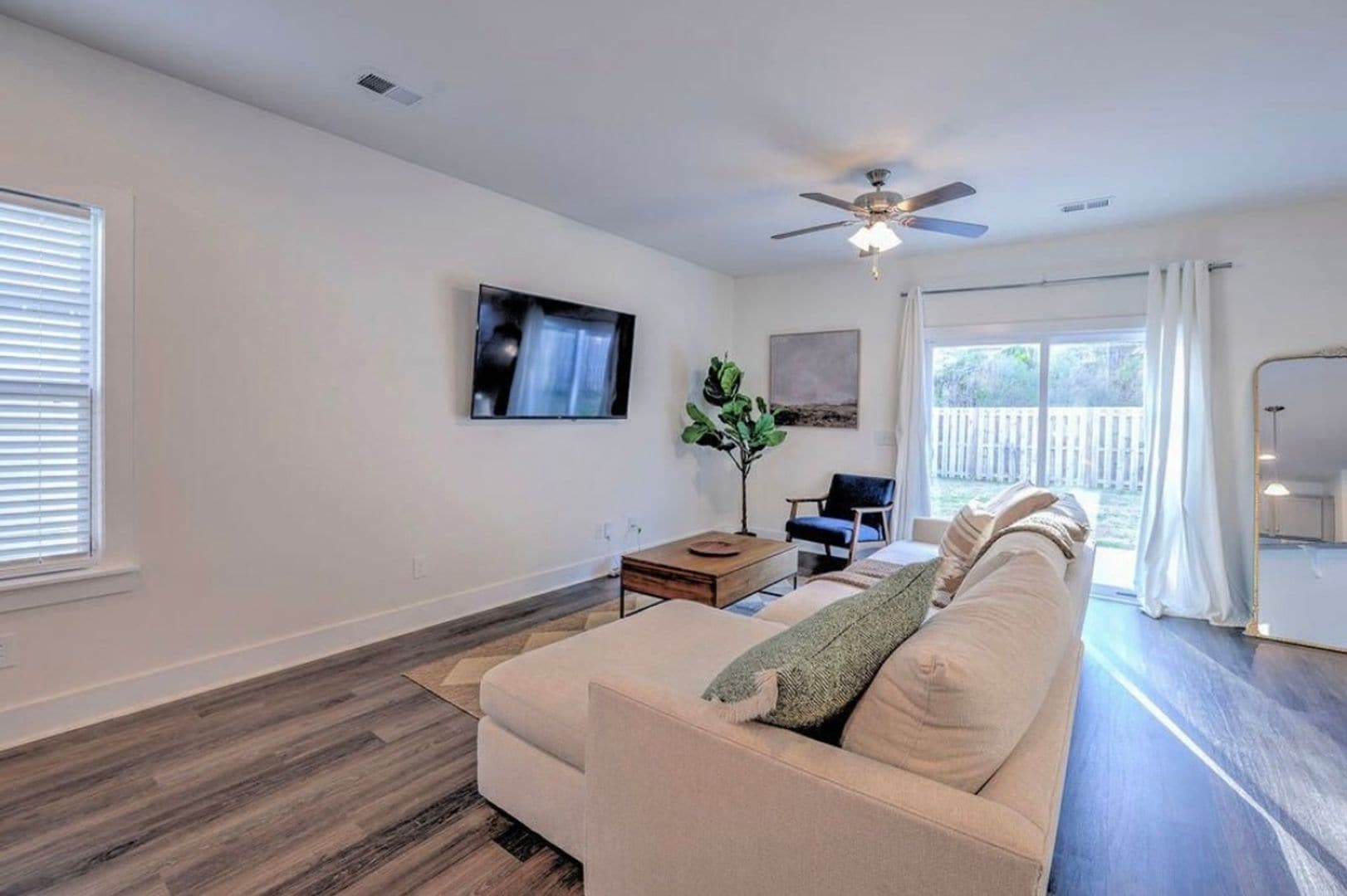 Building Photo - 1423 Feldspar Ct