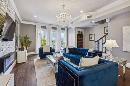 Living Room - Floor 2 - 2817 Shelby Ave