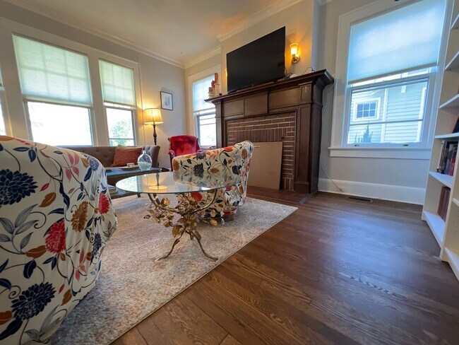 Building Photo - Maryland721