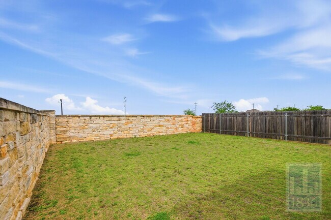 Building Photo - 7812 Song Sparrow Dr.