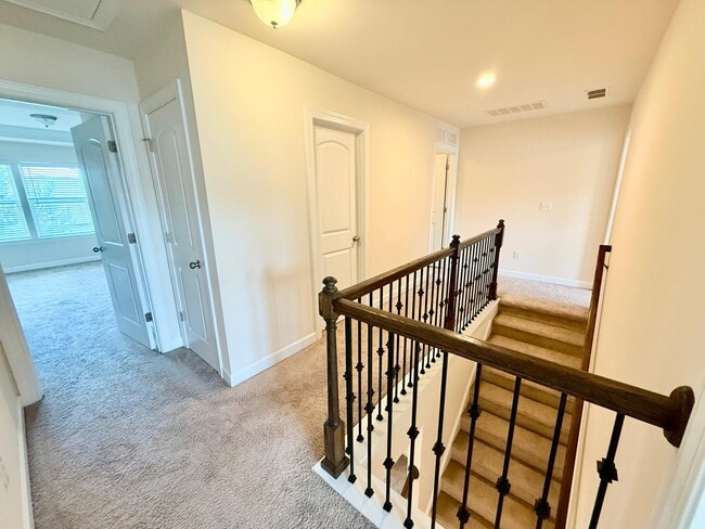 Building Photo - 5633 Garrow Glen Rd
