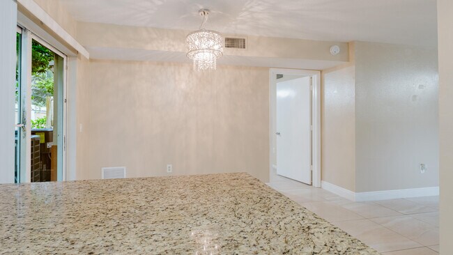 Building Photo - 3760 N Jog Rd