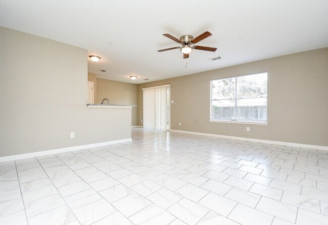Building Photo - 7818 Summer Pl Dr