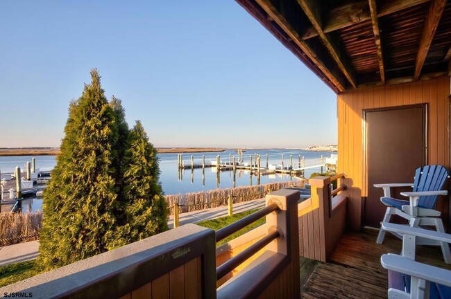 Building Photo - 12 Genoa Ct