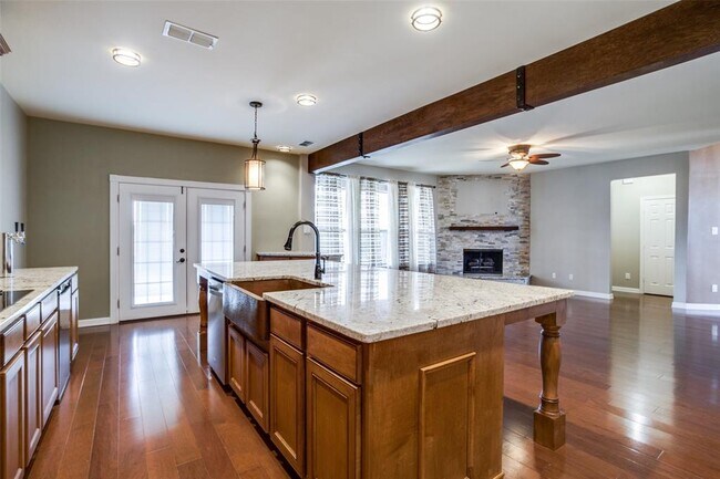 Building Photo - 2609 Oakland Way
