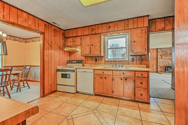 Building Photo - 2980 Afton Rd