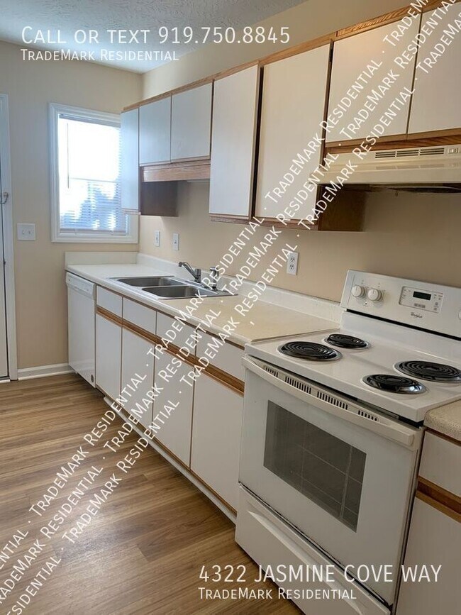 Building Photo - 4322 Jasmine Cove Way