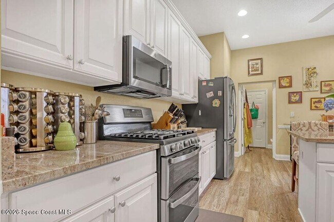 Building Photo - 792 Bayside Dr