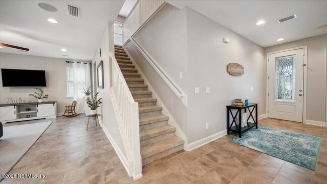 Building Photo - 1120 Persimmon Dr