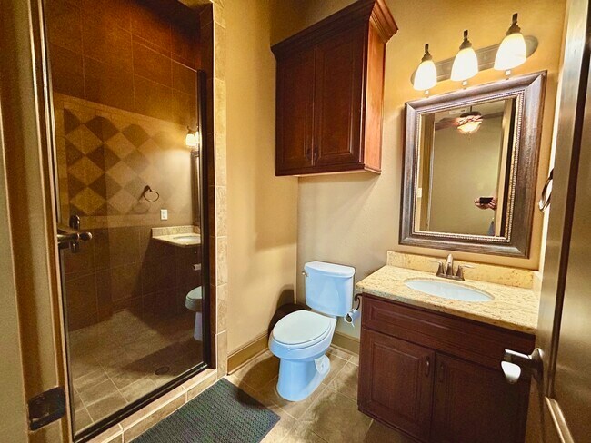 Building Photo - 7511 Raes Creek Dr