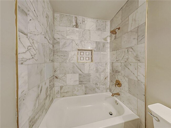 Building Photo - 492 Elbridge Dr NW